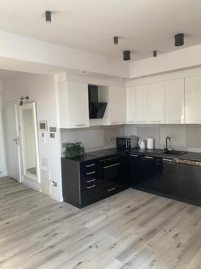 Capital Towers Splendor Apartment Жешов Екстериор снимка